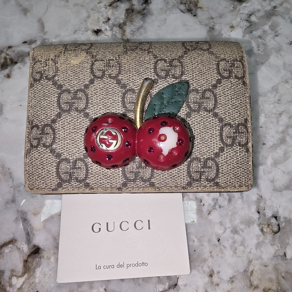 Gucci Beige Cherry Print Women's Wallet - Picture 7 of 12